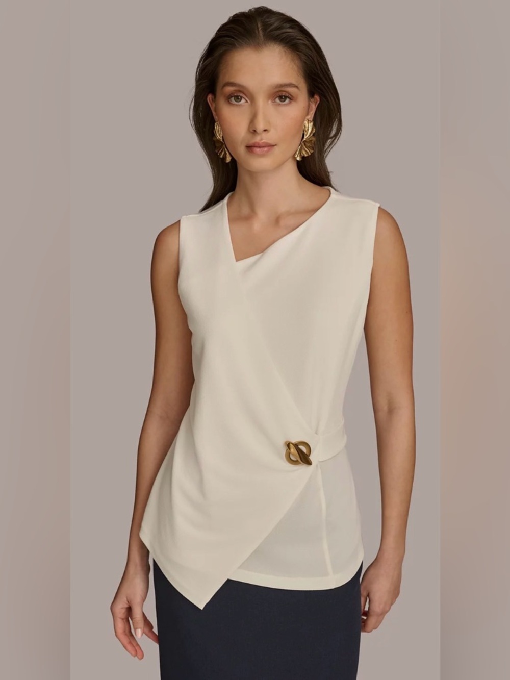Donna Karan NY Women's Asymmetric Knit Top M White Sleeveless V-Neck Academia